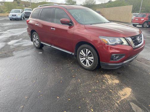 2018 Nissan Pathfinder SL