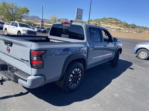 2024 Nissan Frontier PRO-4X