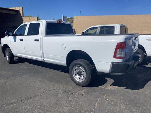 2021 RAM 2500 Tradesman Crew Cab 4x4 8' Box