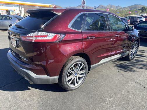 2019 Ford Edge Titanium
