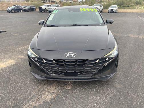 2021 Hyundai ELANTRA Limited