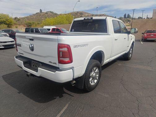2020 RAM 2500 Laramie Crew Cab 4X4 6'4' Box