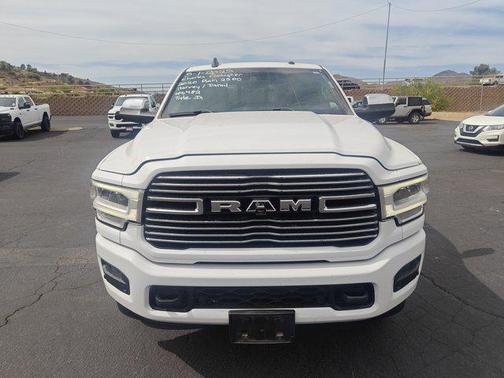 2020 RAM 2500 Laramie Crew Cab 4X4 6'4' Box