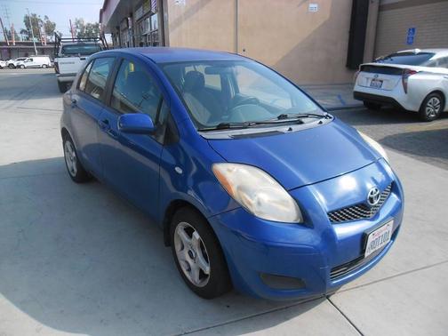 2011 Toyota Yaris Base