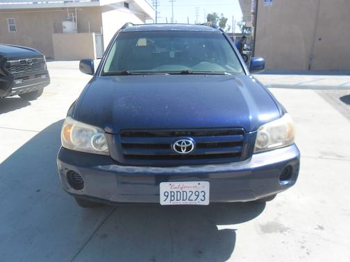 2005 Toyota Highlander Base