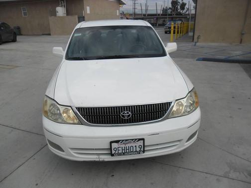 2002 Toyota Avalon XLS