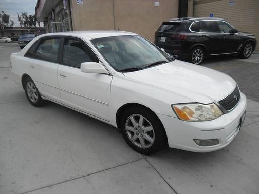 2002 Toyota Avalon XLS