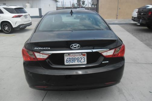 2011 Hyundai SONATA Limited