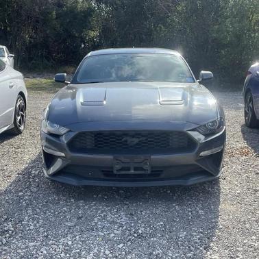 2020 Ford Mustang EcoBoost