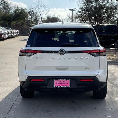 2024 Nissan Pathfinder SV FWD