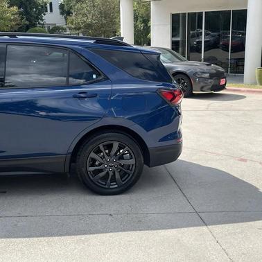2022 Chevrolet Equinox FWD RS