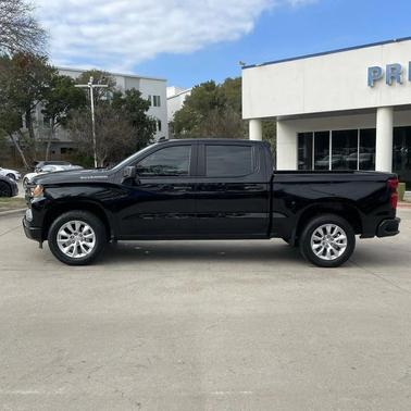 2025 Chevrolet Silverado 1500 Custom