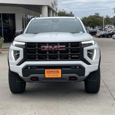 2023 GMC Canyon AT4