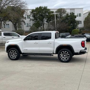 2023 GMC Canyon AT4