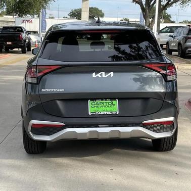 2024 Kia Sportage LX
