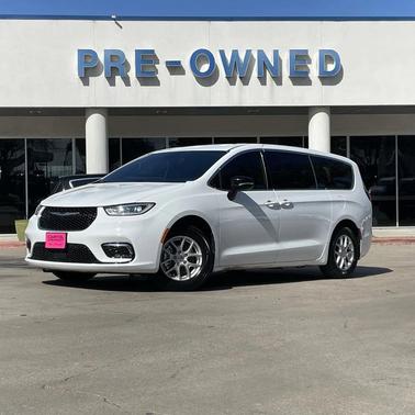 2025 Chrysler Pacifica L