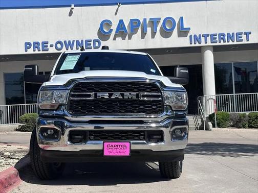 2023 RAM 2500 Tradesman Crew Cab 4x4 6'4' Box