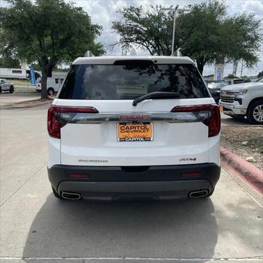 2023 GMC Acadia AWD AT4