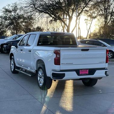 2025 Chevrolet Silverado 1500 Custom