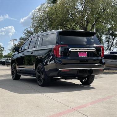 2022 GMC Yukon XL SLT