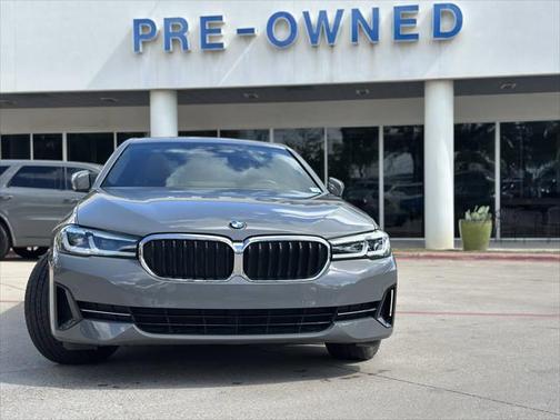 2022 BMW 530 i