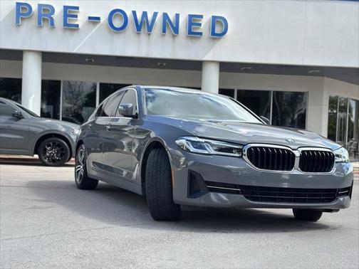 2022 BMW 530 i