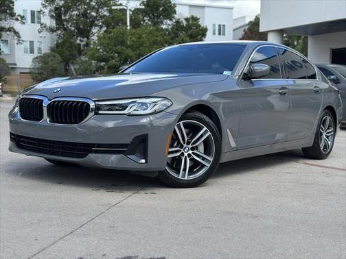 2022 BMW 530 i