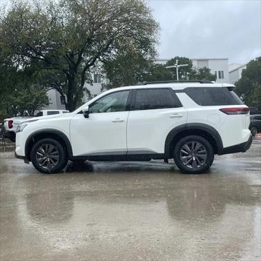 2022 Nissan Pathfinder SV 4WD