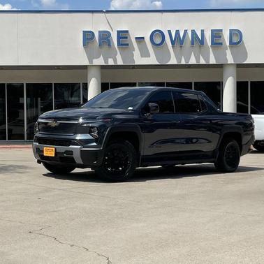 2025 Chevrolet Silverado EV LT