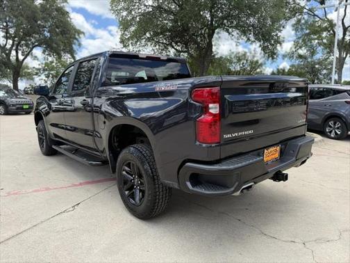 2022 Chevrolet Silverado 1500 Custom Trail Boss