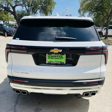 2024 Chevrolet Traverse LT