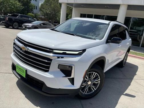 2024 Chevrolet Traverse LT