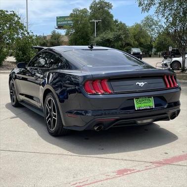 2021 Ford Mustang EcoBoost