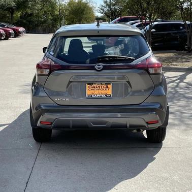 2024 Nissan Kicks S