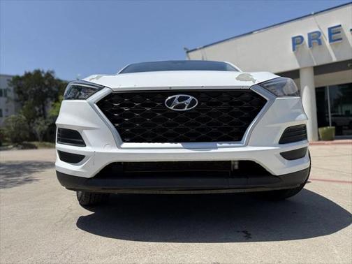 2021 Hyundai TUCSON SE