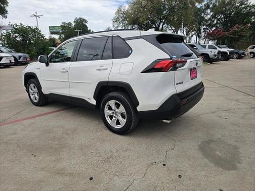 2020 Toyota RAV4 Hybrid LE