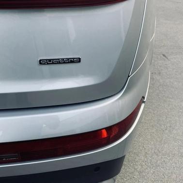 2022 Audi Q7 55 Premium Plus