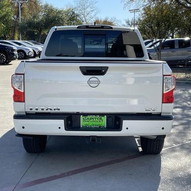 2024 Nissan Titan SV