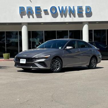 2024 Hyundai ELANTRA SEL