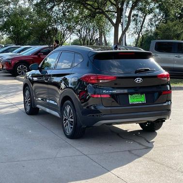 Black Noir Pearl 2021 Hyundai TUCSON SEL
