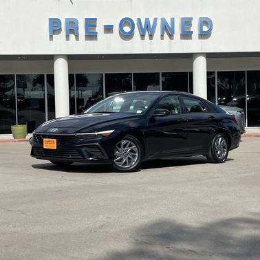 2024 Hyundai ELANTRA SEL