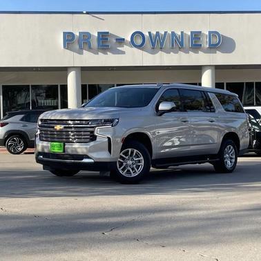 2023 Chevrolet Suburban LT