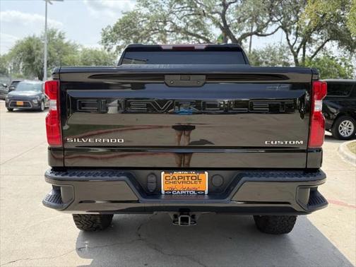 2022 Chevrolet Silverado 1500 Custom Trail Boss