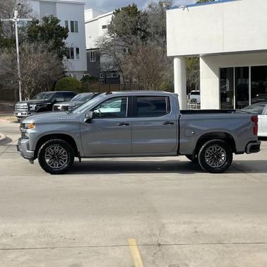 2022 Chevrolet Silverado 1500 Custom