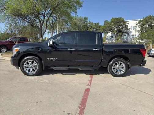 2021 Nissan Titan SV