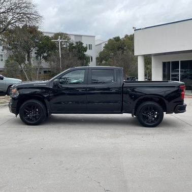 2025 Chevrolet Silverado 1500 Custom