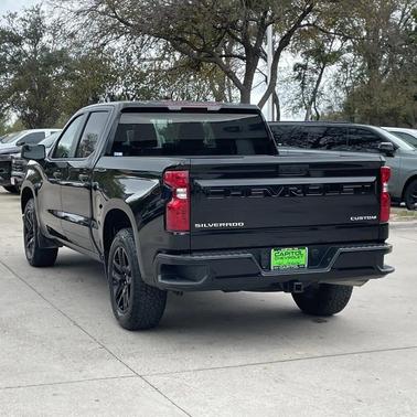 2025 Chevrolet Silverado 1500 Custom