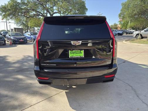 2023 Cadillac Escalade Sport