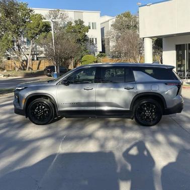 2024 Chevrolet Traverse LS