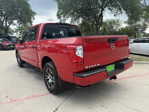 2024 Nissan Titan SV